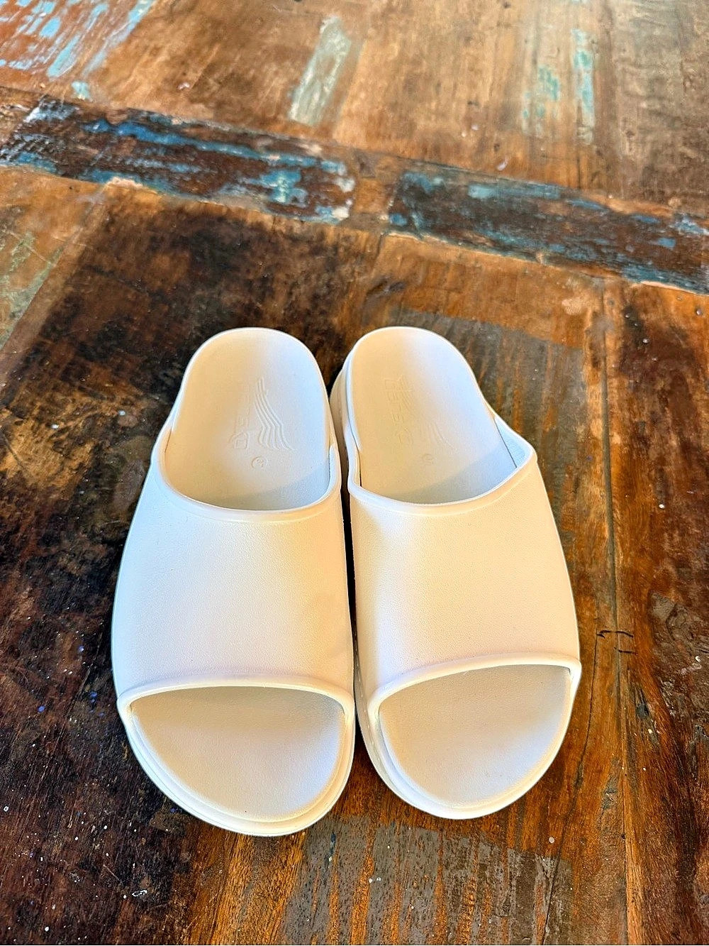 Dansko Sport Slides in White US 6.5-7 Like New
